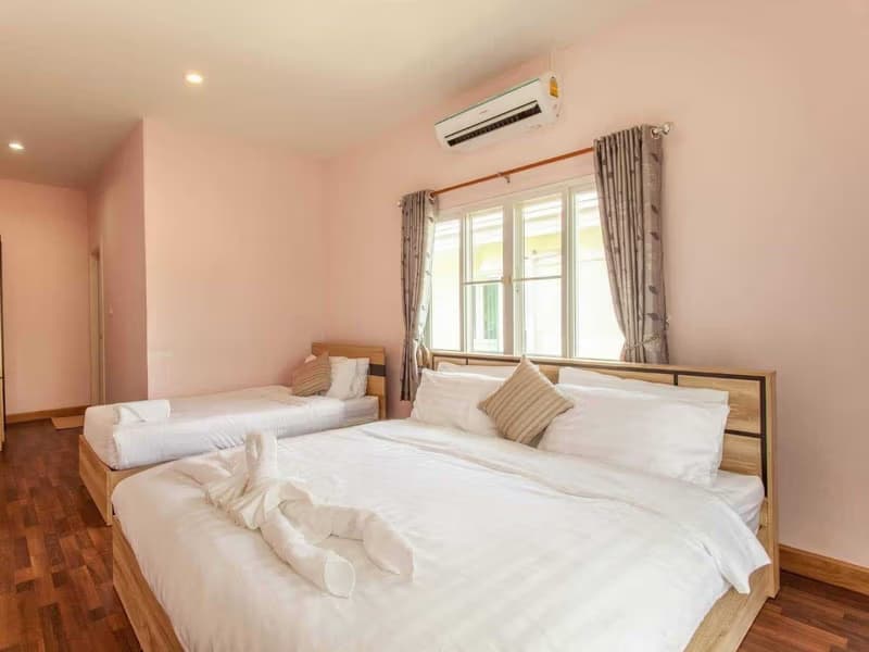 4 Bed House for Rent in Mueang Chiang Mai