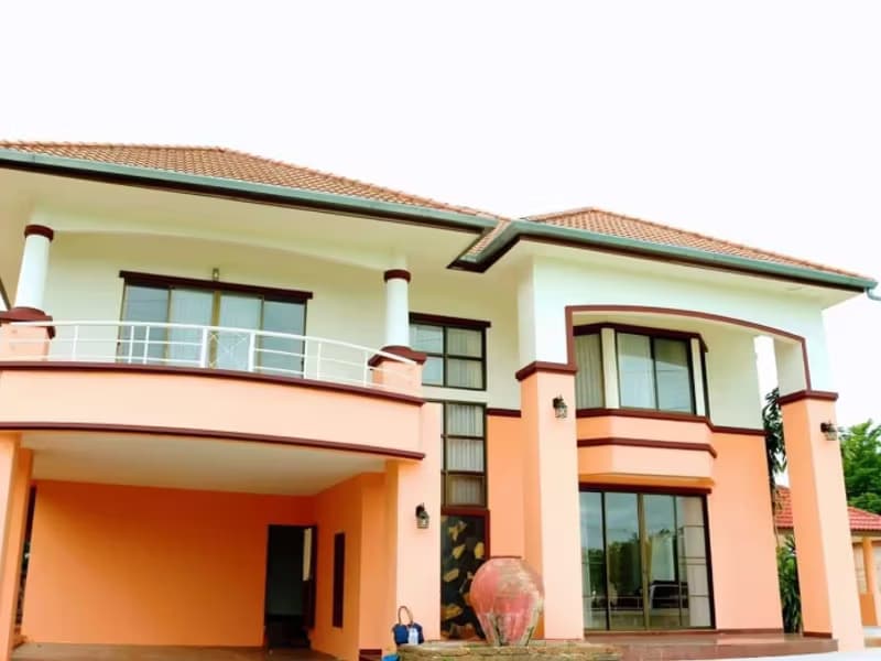 4 Bedroom House