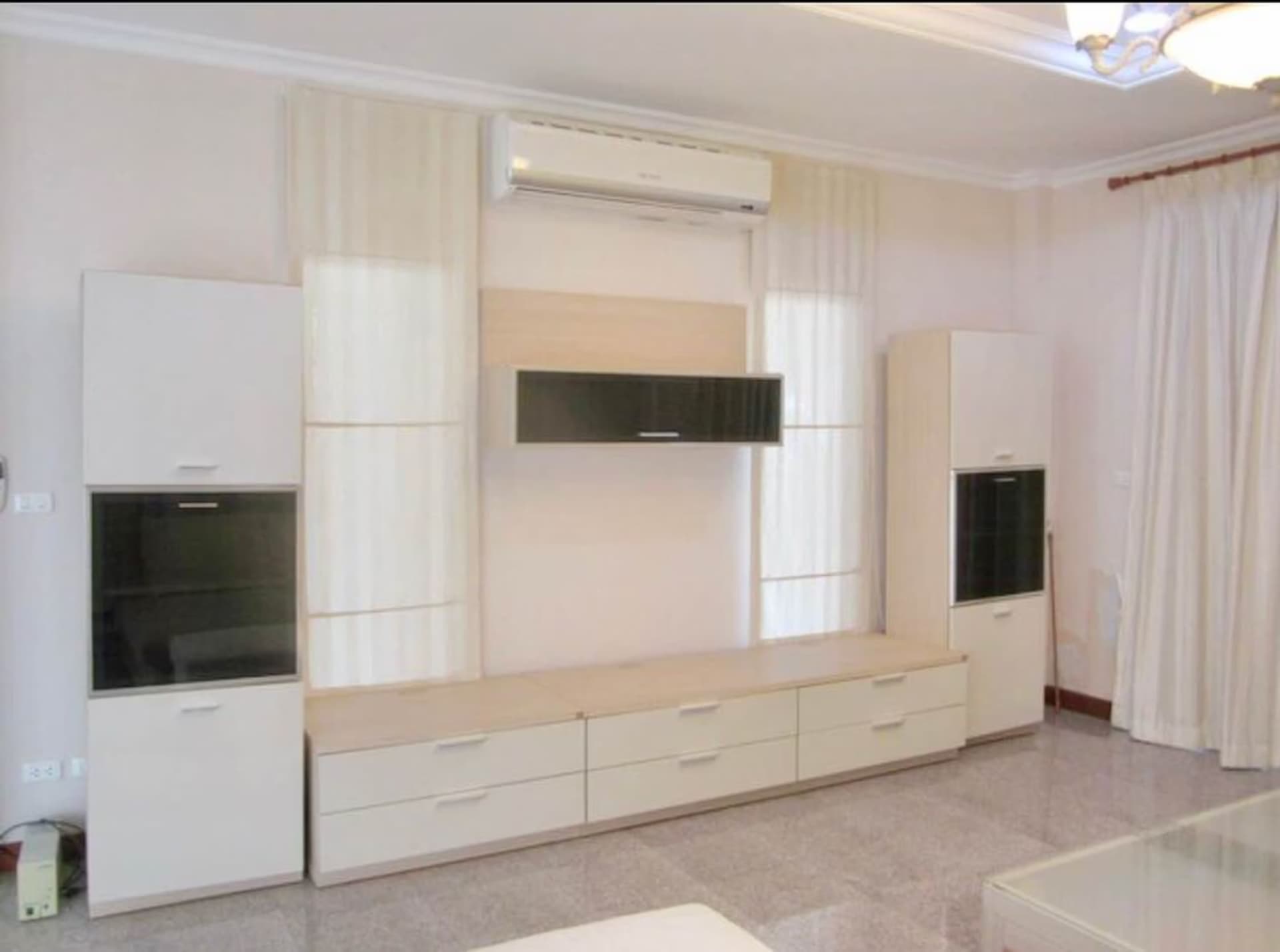 3 Bed Townhouse for Rent in Bang Na - Image 2