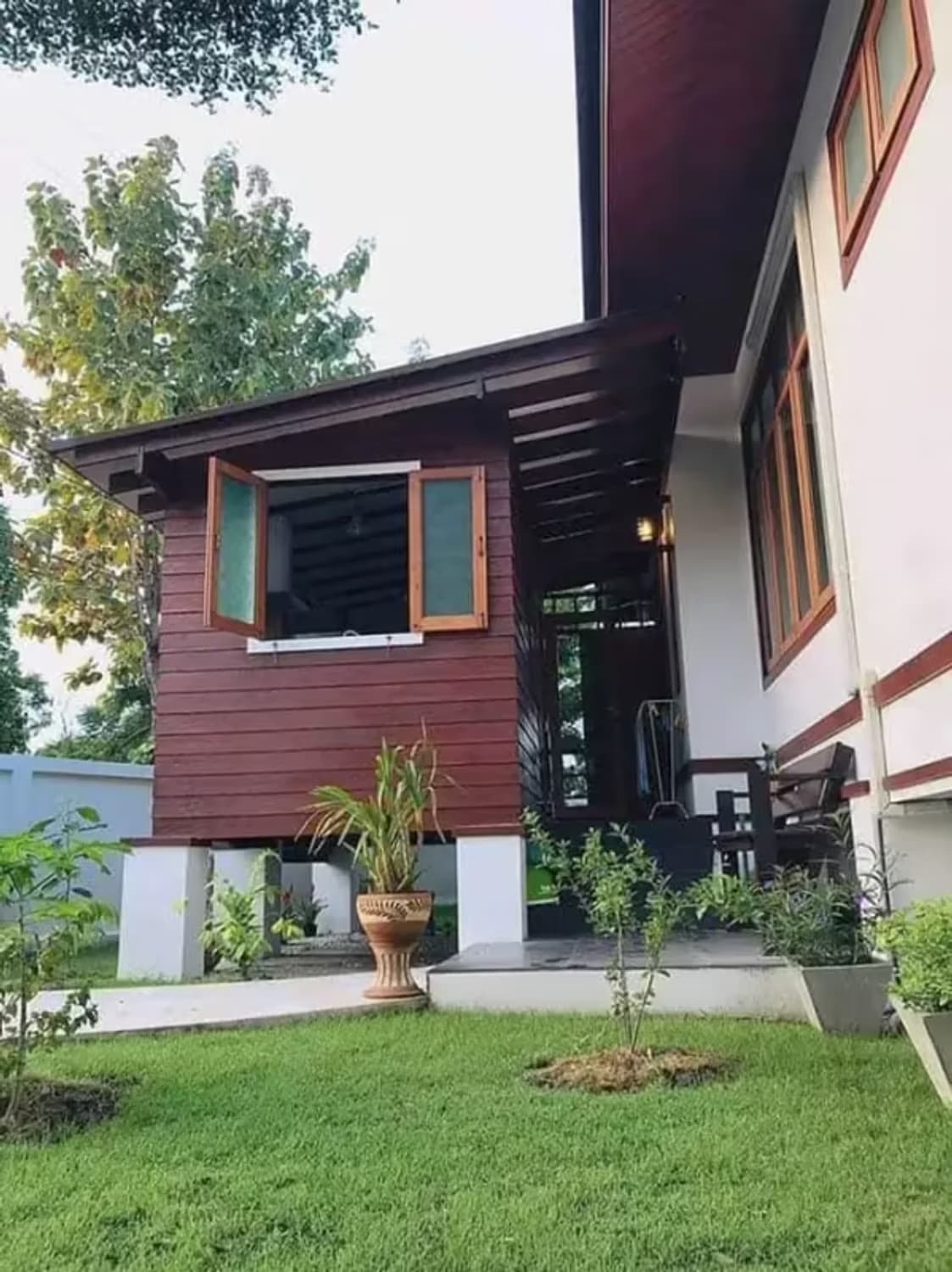 2 Bedroom House - Image 7