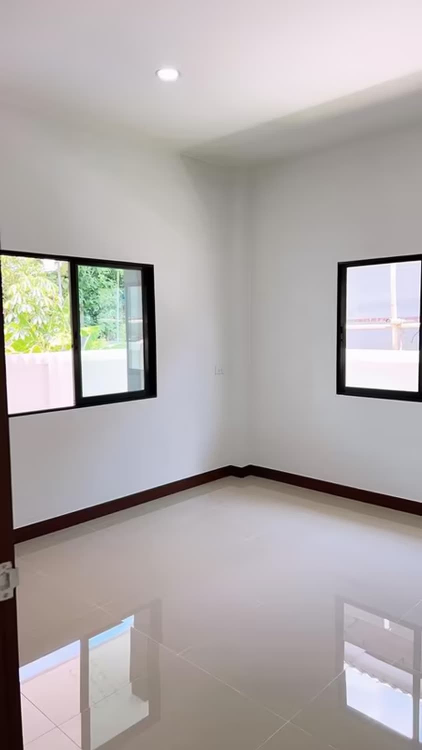 3 Bedroom House - Image 6