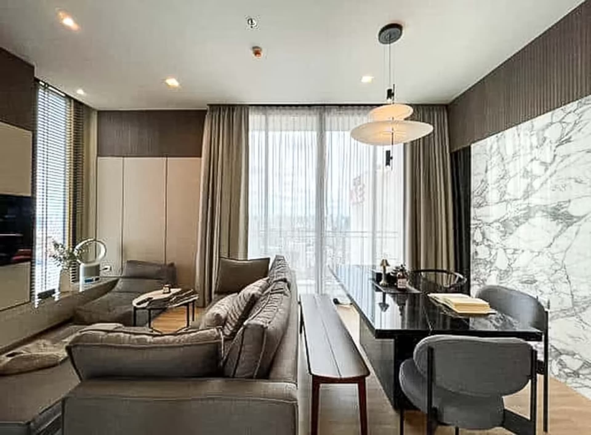 3 Bedroom Condo - Image 1