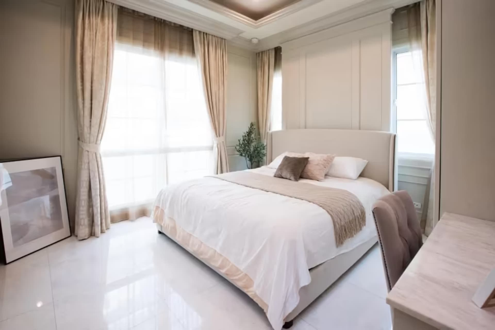 4 Bedroom House - Image 2