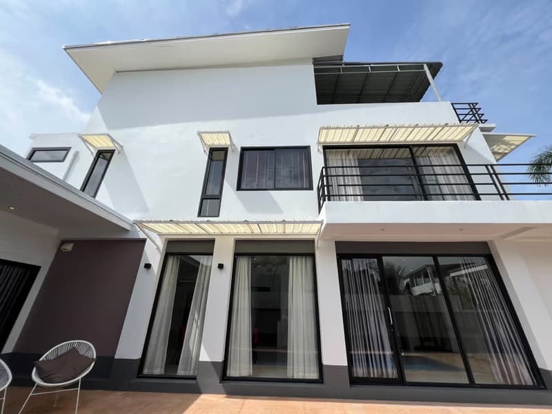 5 Bed House for Sale in Hang Dong