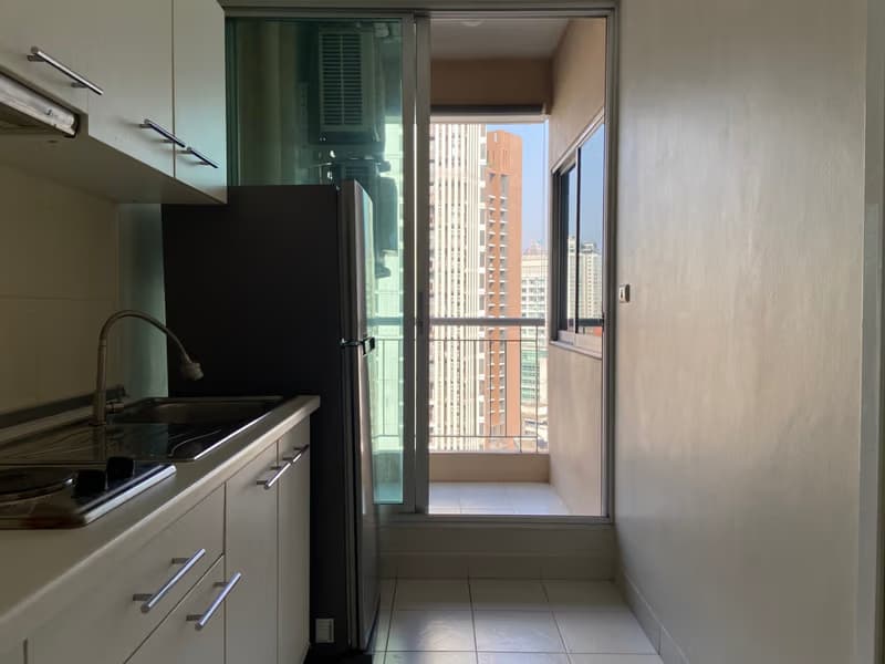 1 Bed Condo for Sale in Watthana