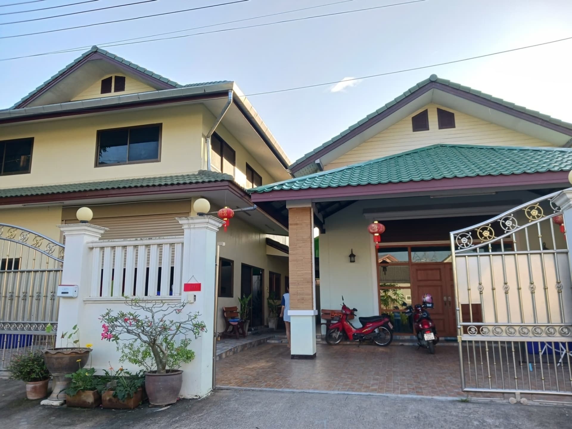 4 ห้องนอน บ้าน สำหรับ จำหน่าย ใน Mueang Chiang Mai District - Image 1