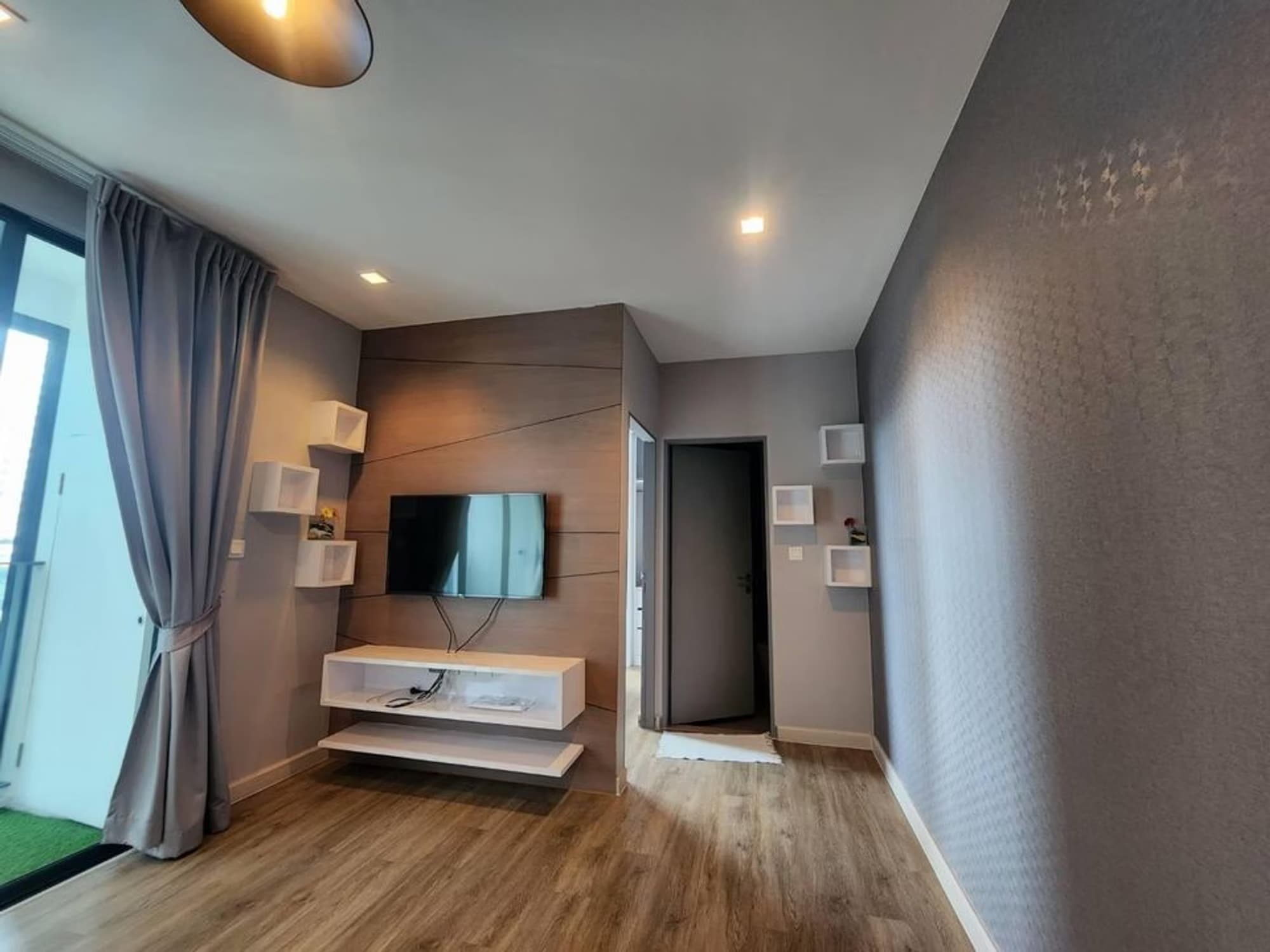 2 Bed Condo for Rent and Sale  Near Krung Thon Buri BTS - Image 2