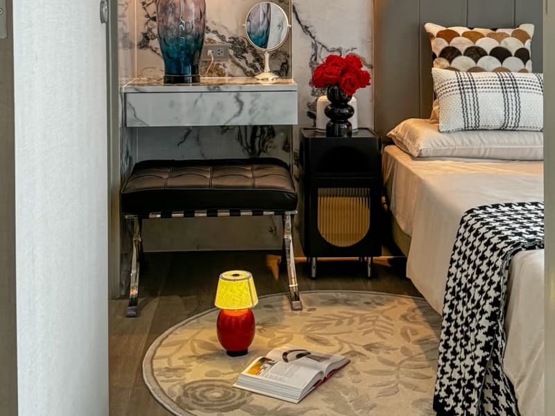 2 Bed Condo for Rent in Khlong Toei