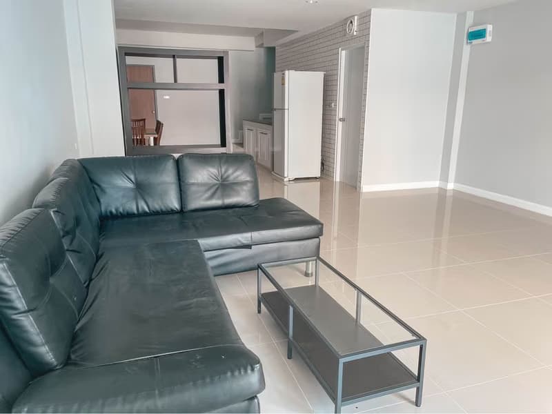 Townhouse for Rent in Mueang Samut Prakan