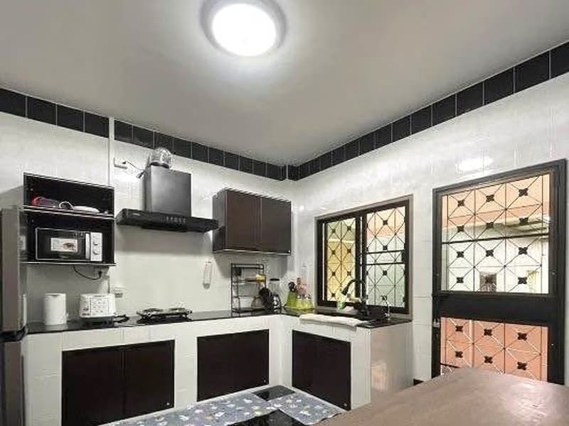 4 Bed House for Rent in San Sai