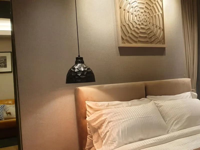 1 Bedroom Condo