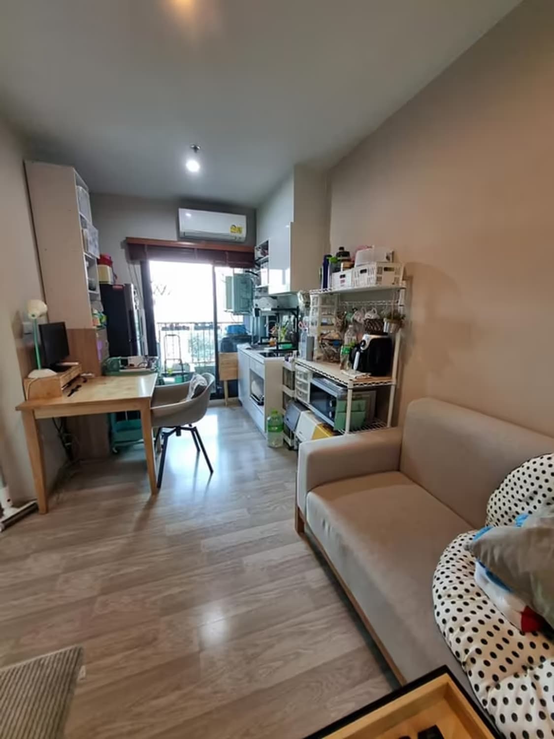  - Image 1
