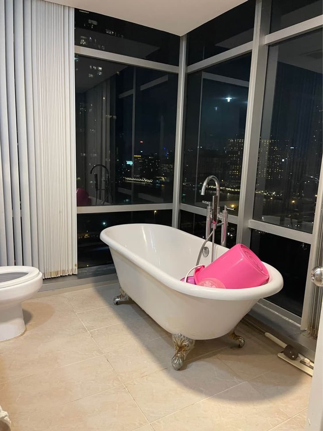 Condo for Sale at Baan Sathorn Chaopraya - Image 9