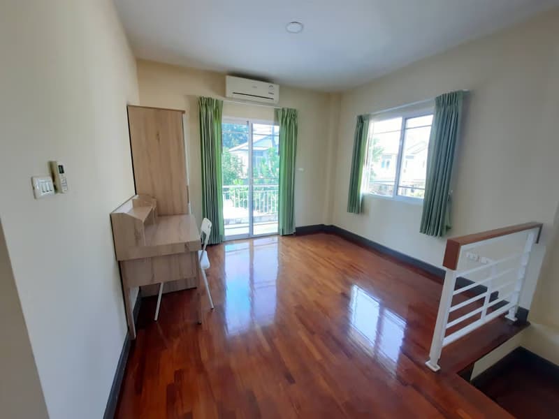 4 Bed House for Rent in Mueang Chiang Mai