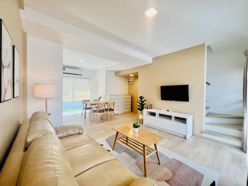 2 Bed Townhouse for Rent in Prawet