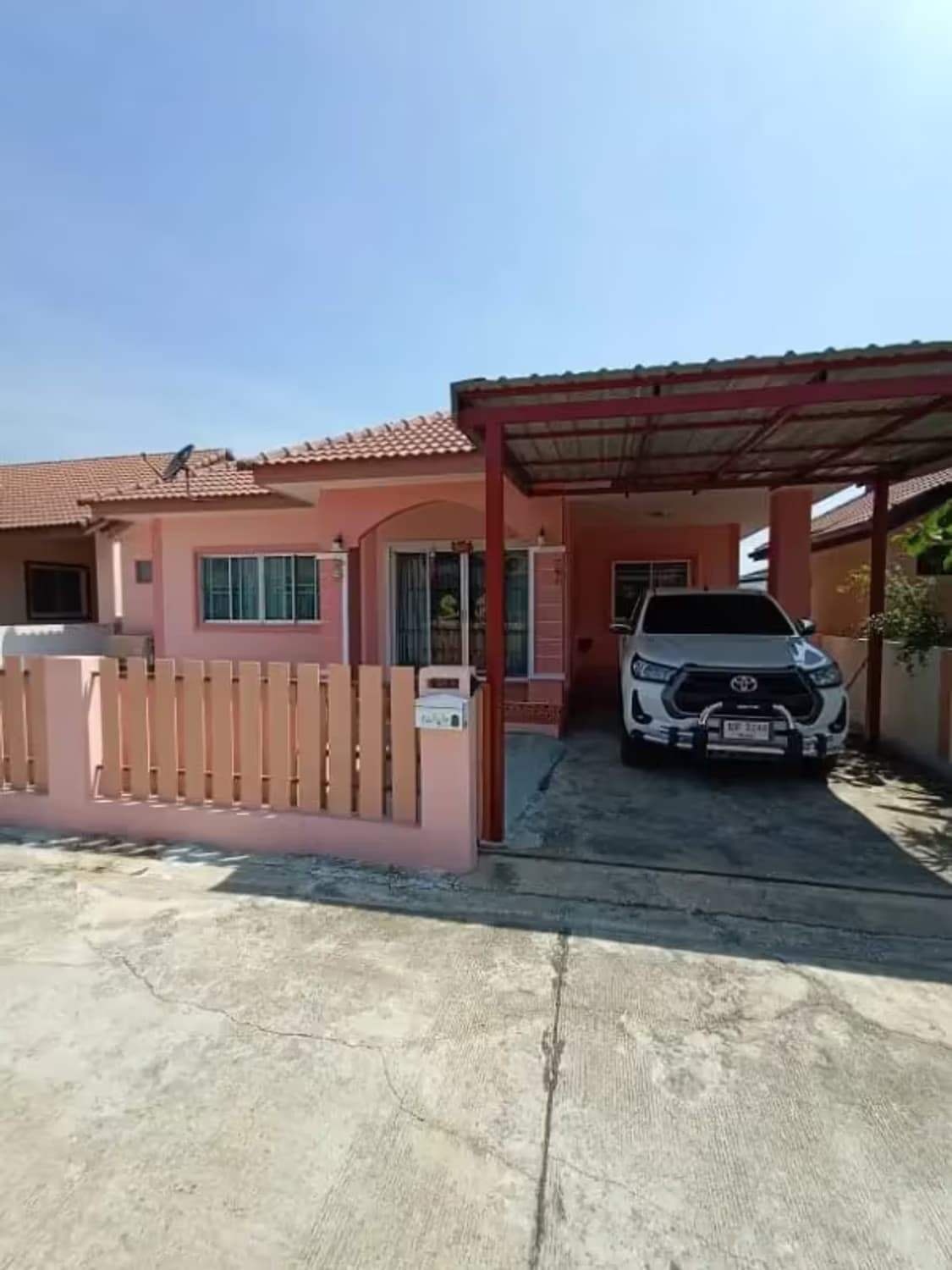 3 Bedroom House - Image 8