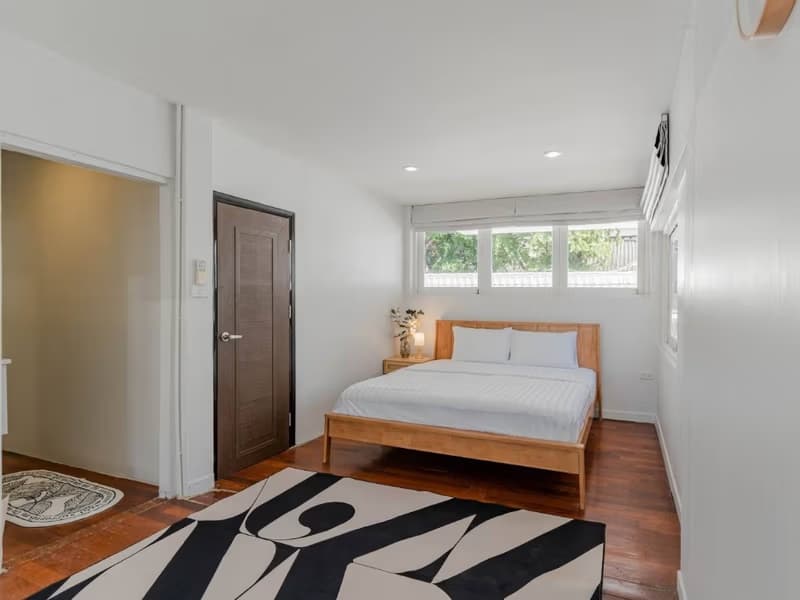 4 Bed House for Rent in Mueang Chiang Mai
