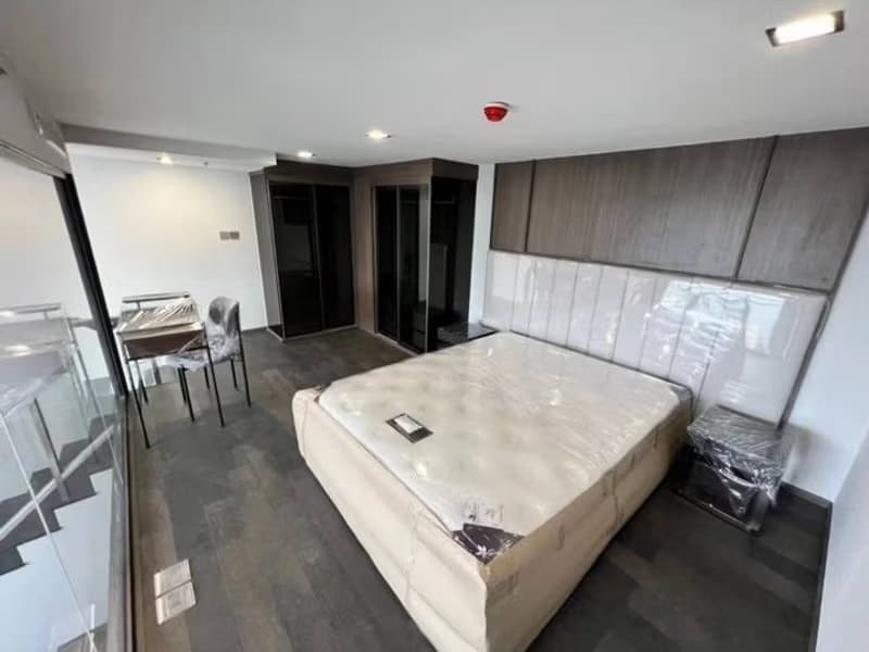 Condo for Rent at CONNER Ratchathewi  
