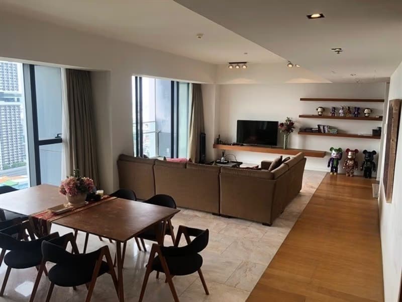 3 Bed Condo for Sale in Sathon