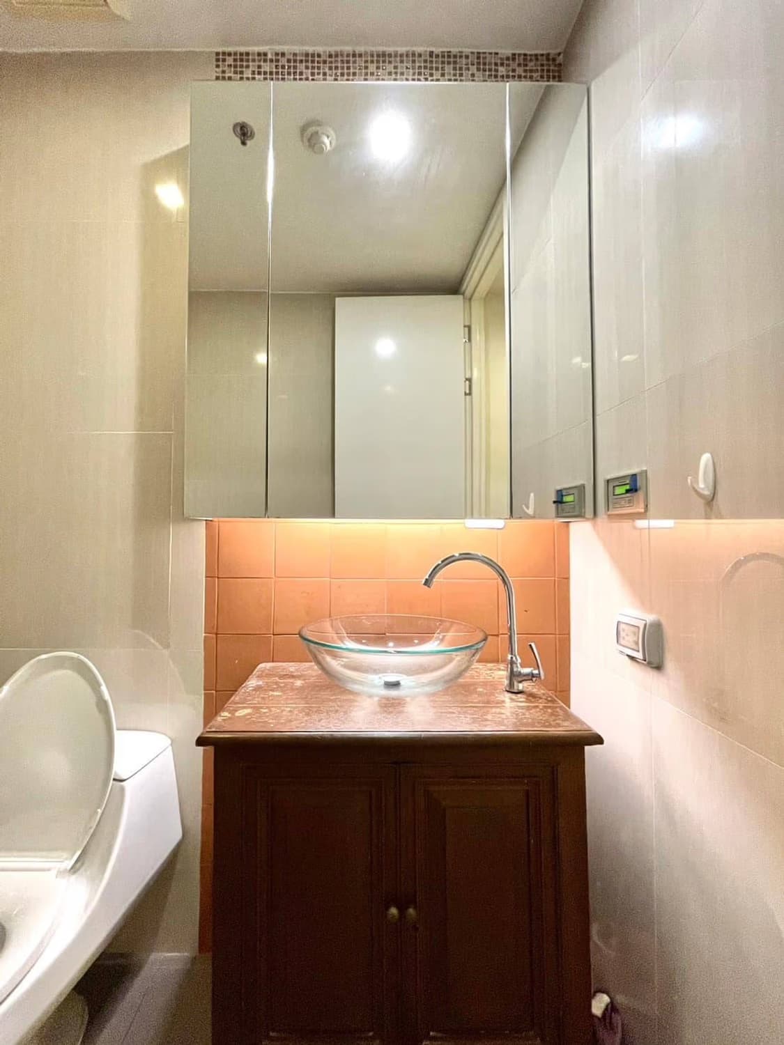 Condo for Sale at Circle Living Prototype - Image 12