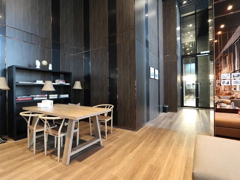 Condo for Sale at Noble PhloenChit