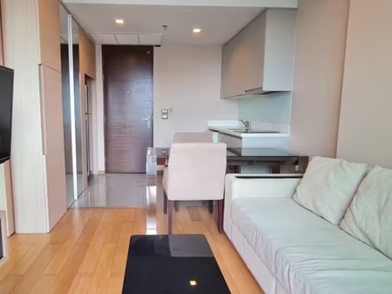 1 Bedroom Condo