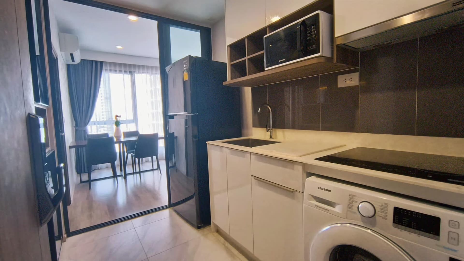 Condo for Rent at Ideo Mobi Asoke - Image 11