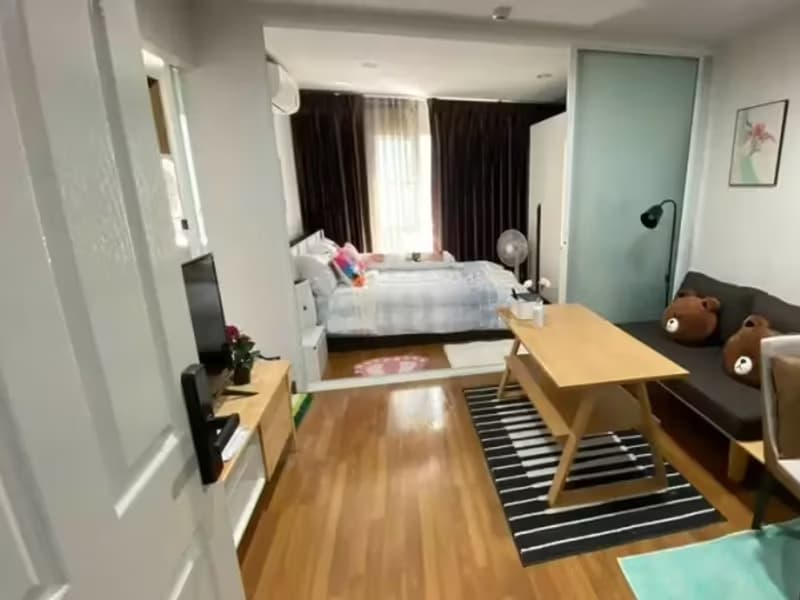 1 Bedroom Condo