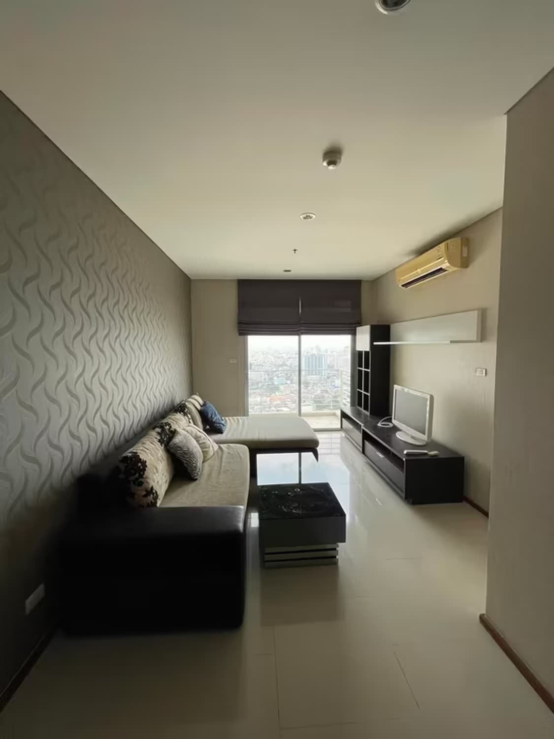  - Image 7