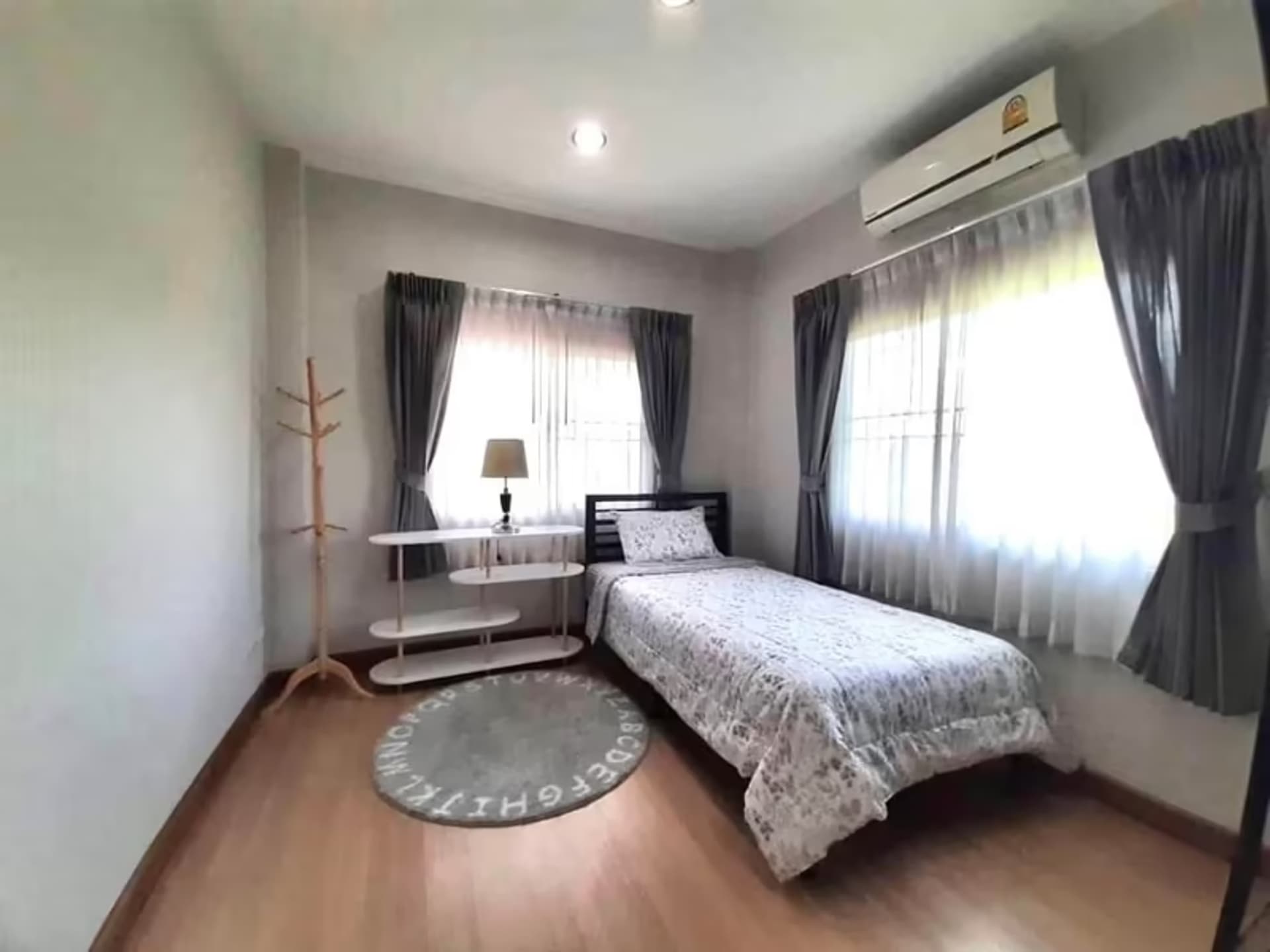 3 Bedroom House - Image 4