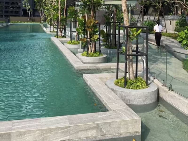 Whizdom Essence Sukhumvit 101
