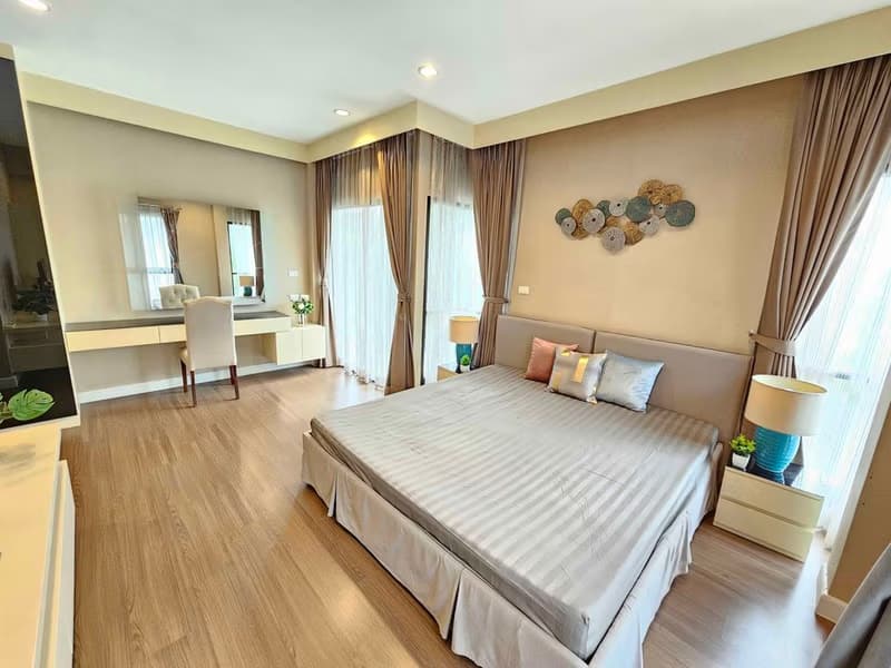 4 Bed House for Rent in Prawet