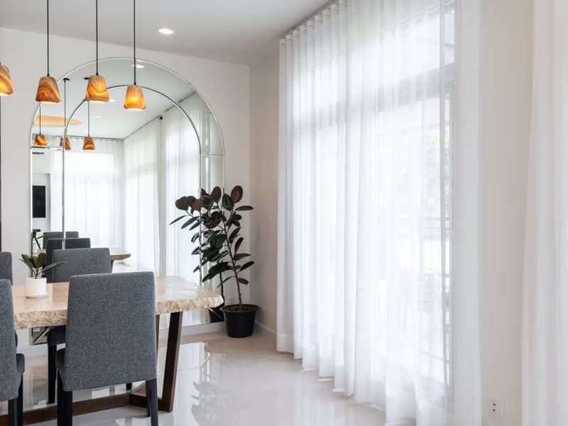 4 Bed House for Rent and Sale in Saphan Sung