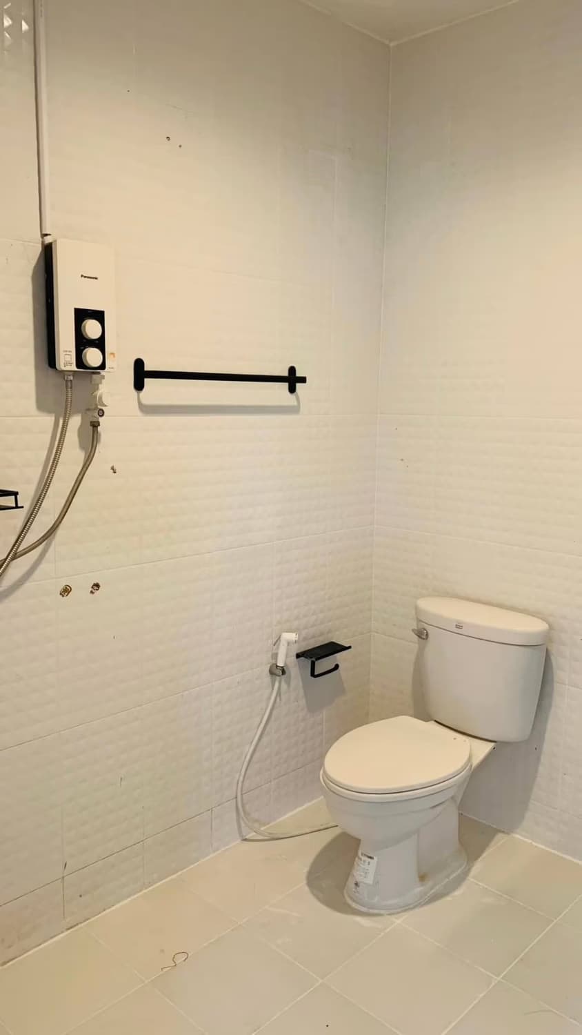 3 Bed House for Rent in San Sai - Image 7