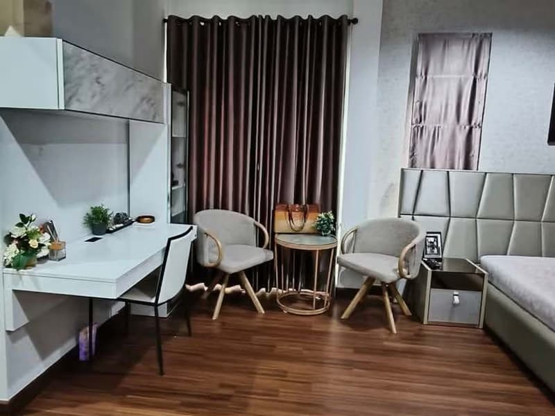 4 Bed House for Rent in San Kamphaeng