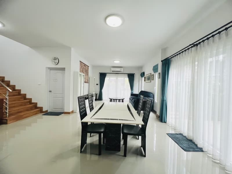 4 Bed House for Rent in Hang Dong