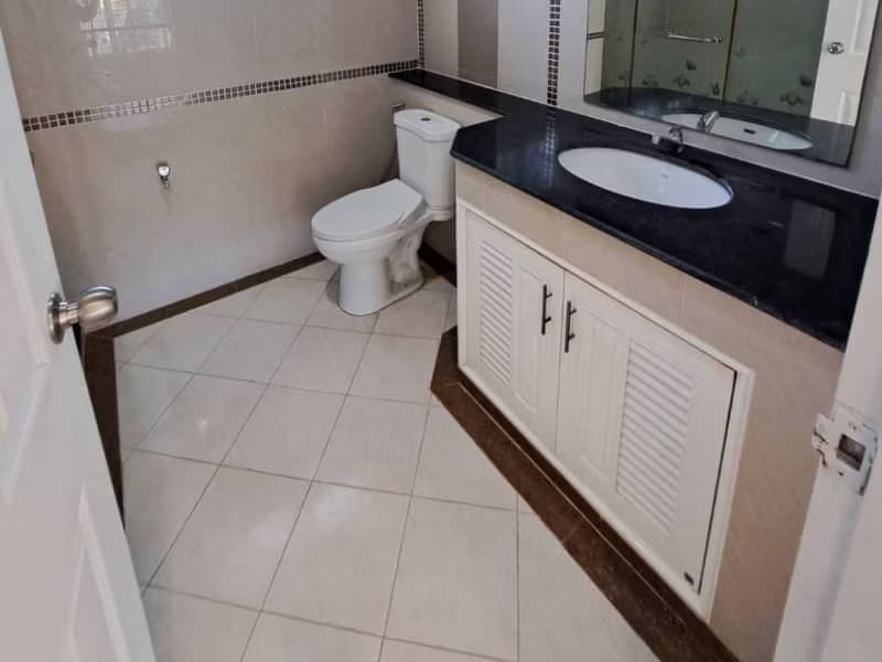 5 Bed House for Rent and Sale in Mueang Chiang Mai