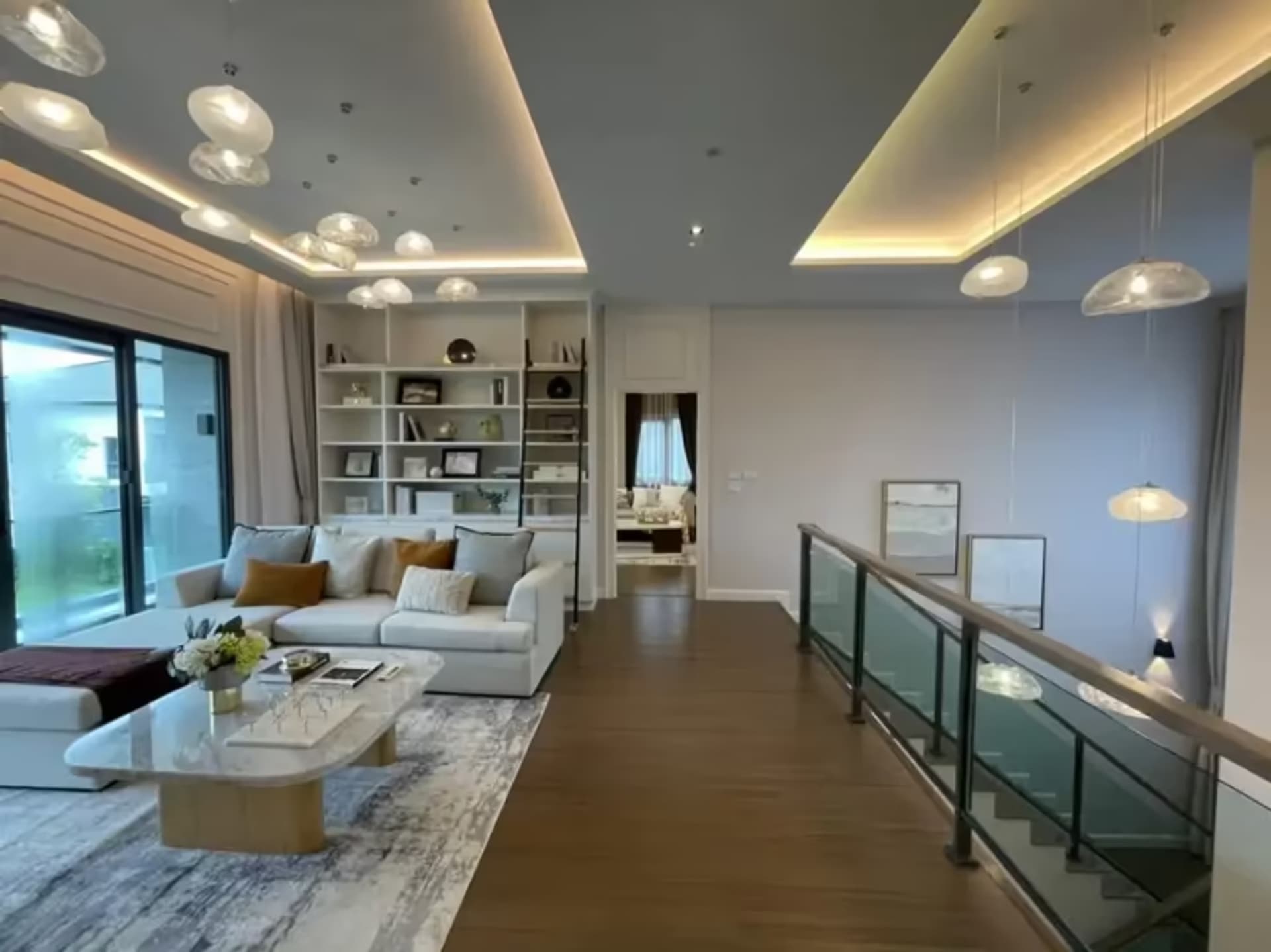 5 Bedroom House - Image 9