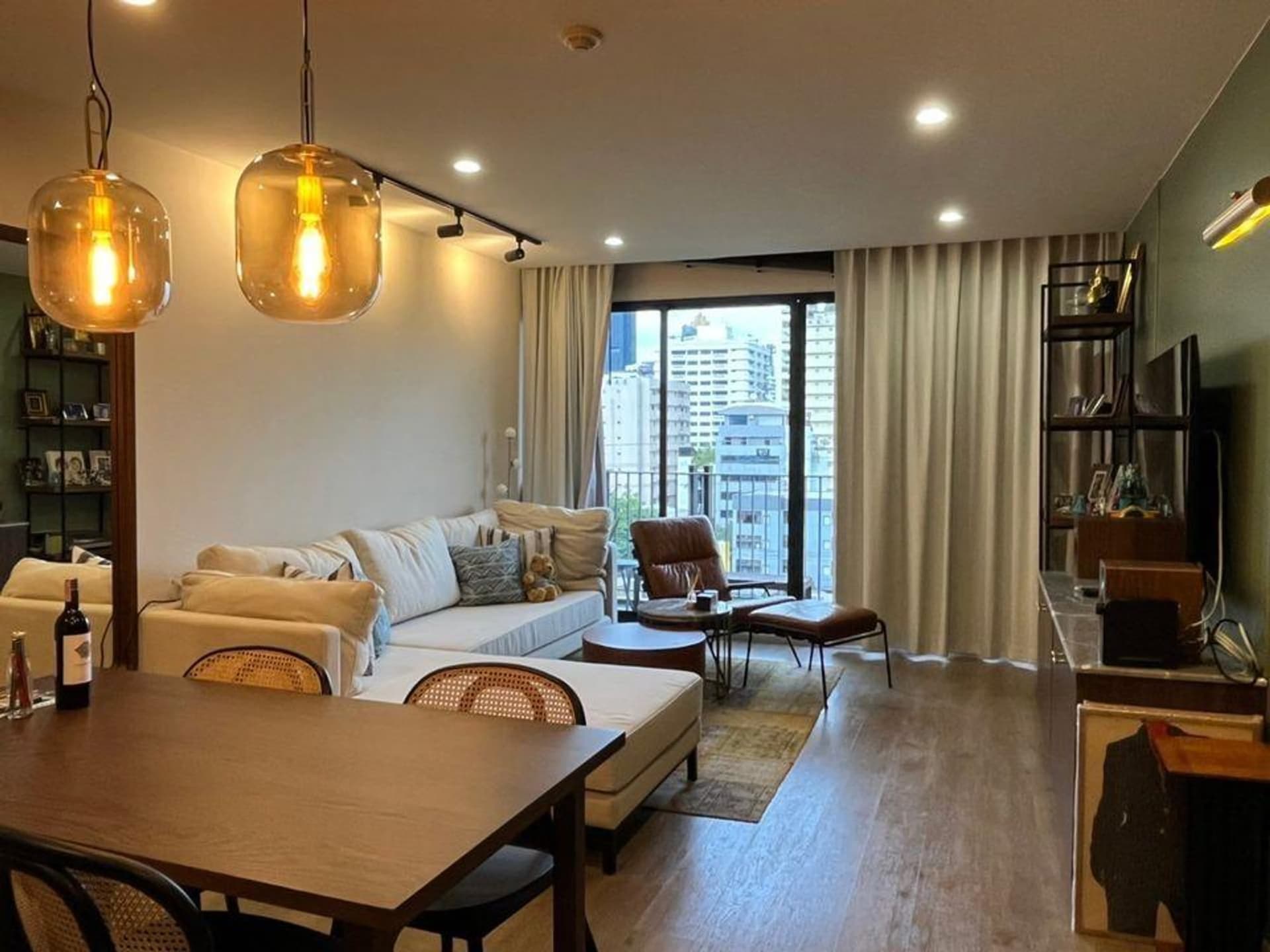 1 Bed Condo for Rent in undefined - Image 1