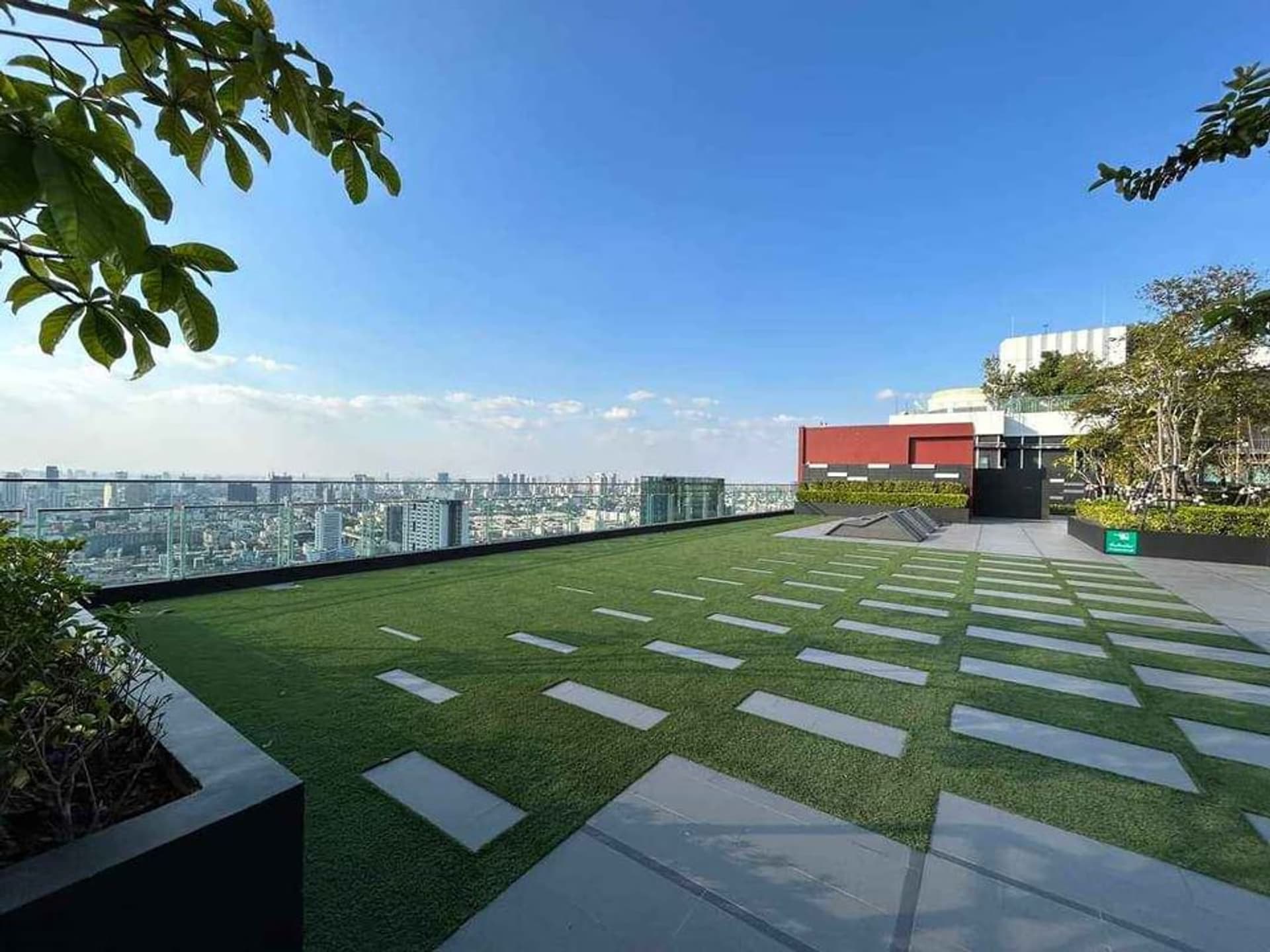 Condo for Rent at Life Asoke Hype - Image 12