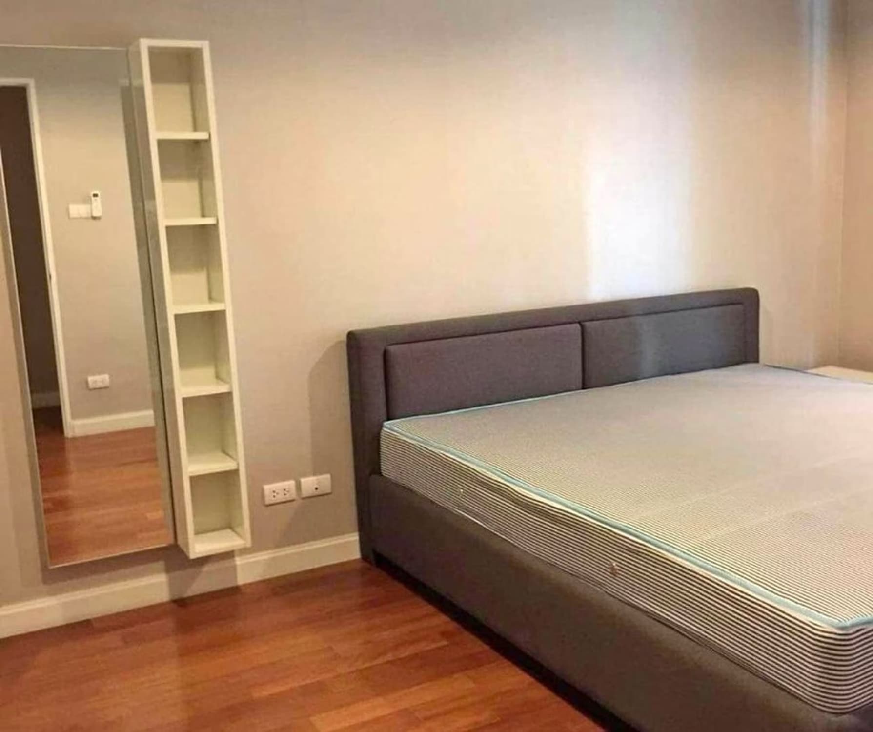 2 Bedroom Condo for Rent at Belle Grand Rama 9 - Image 3
