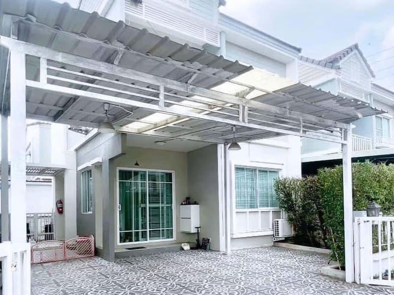3 Bed House for Rent and Sale in Bang Phli