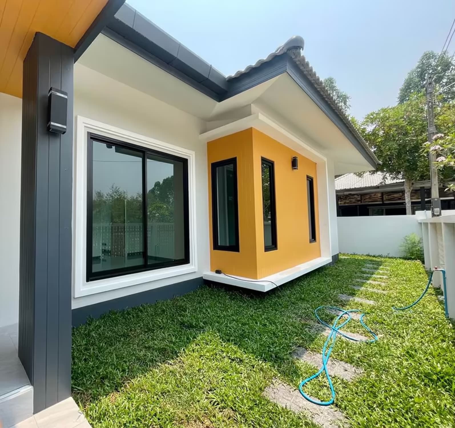 3 Bedroom House - Image 2