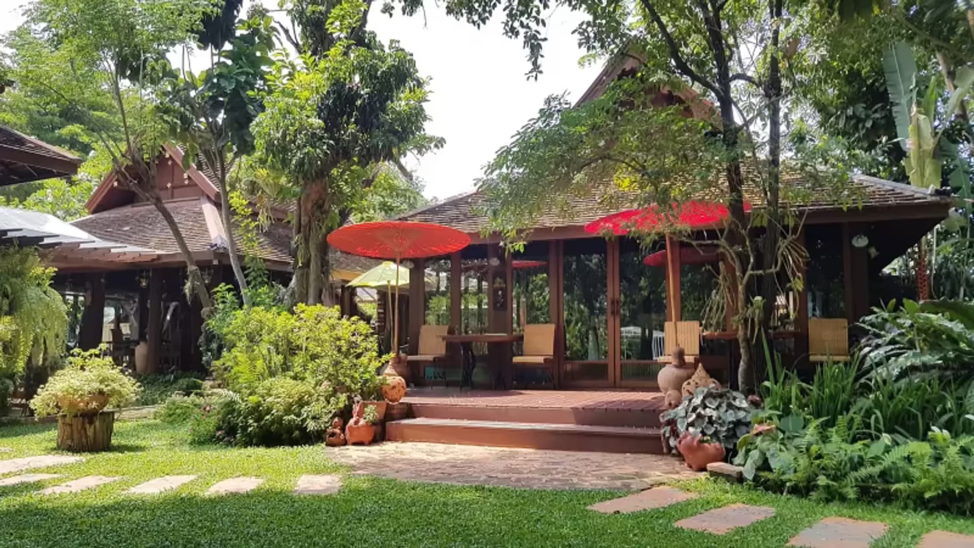 9 Bedroom House - Image 8