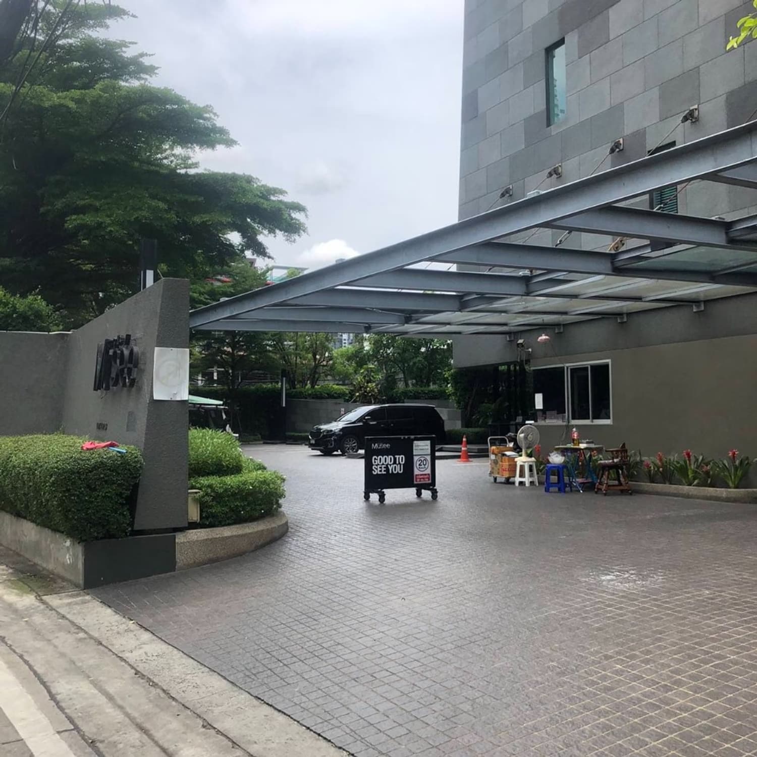 1 Bed Condo for Sale in Khlong Toei - Image 9