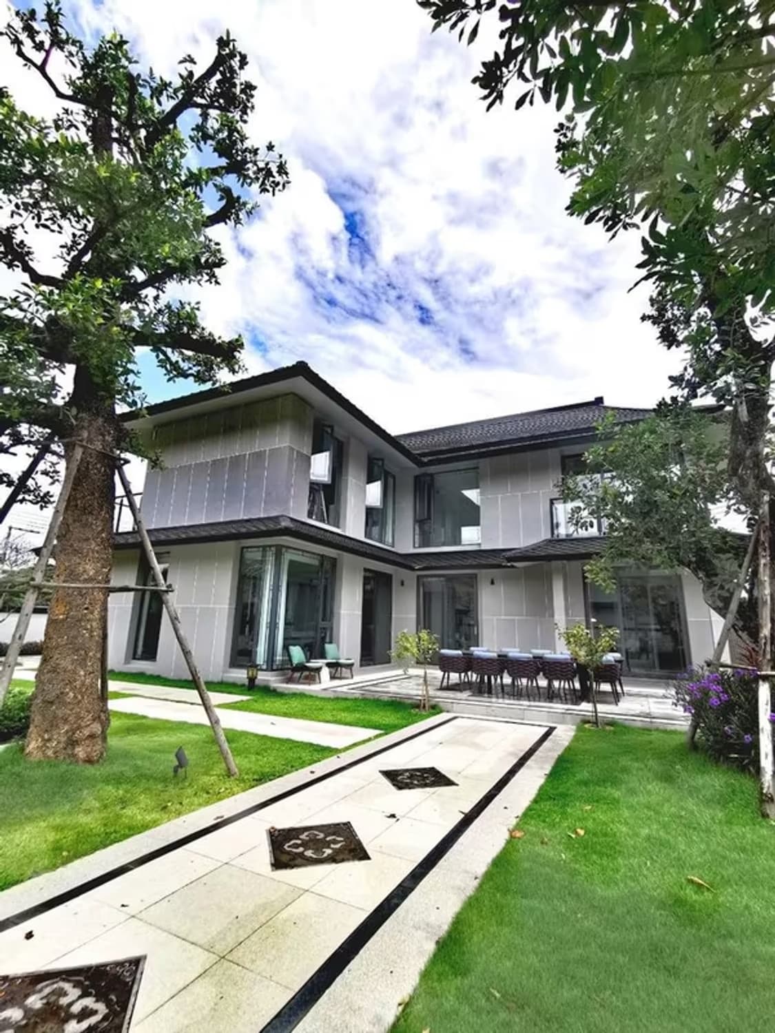 Luxury Pool Villa at San Sai - Image 29