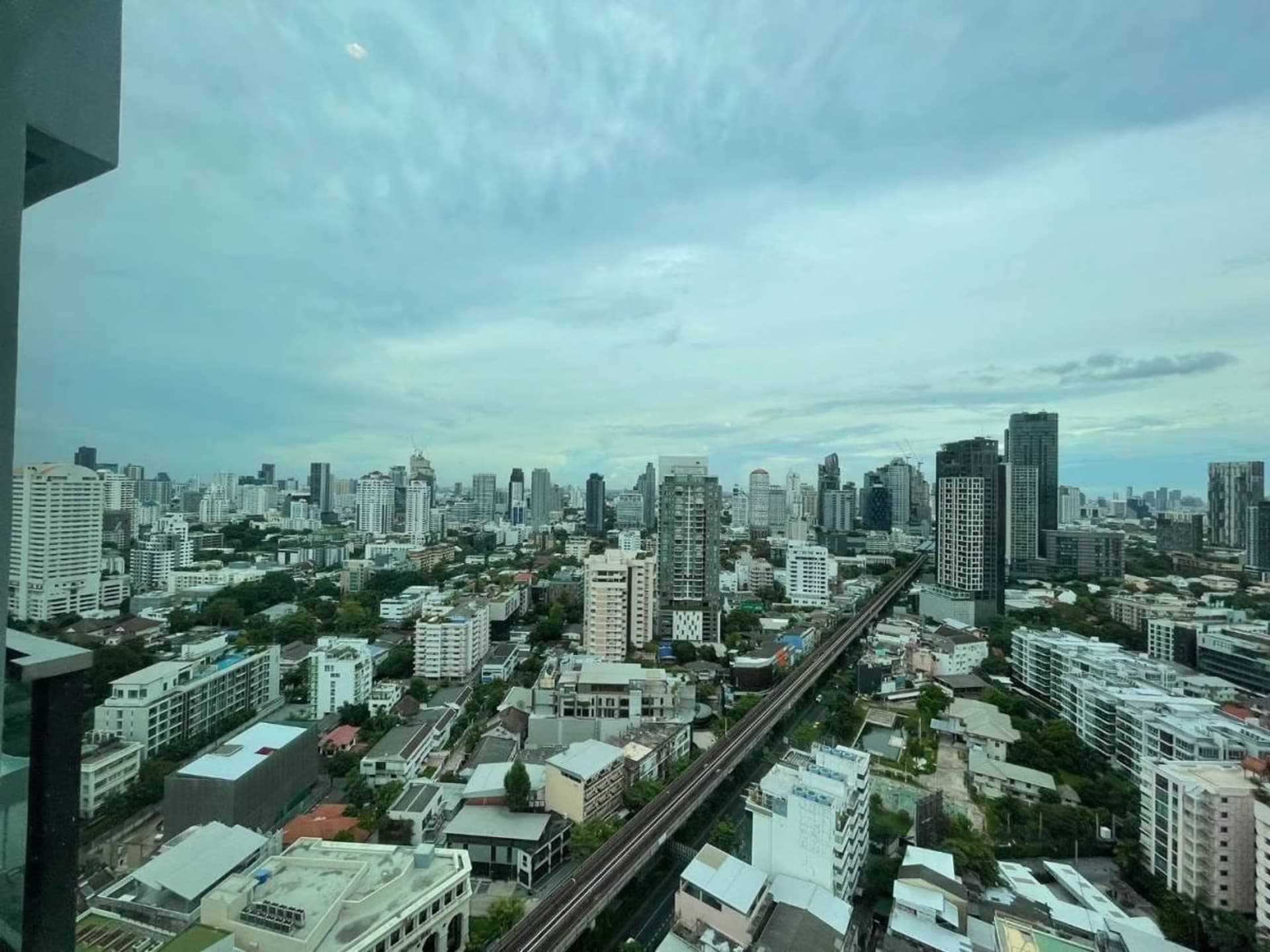 2 Bed Condo for Rent and Sale in Khlong Toei - Image 9