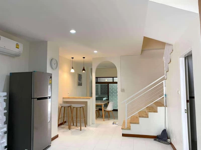 2 Bed Townhouse for Rent in Mueang Chiang Mai District