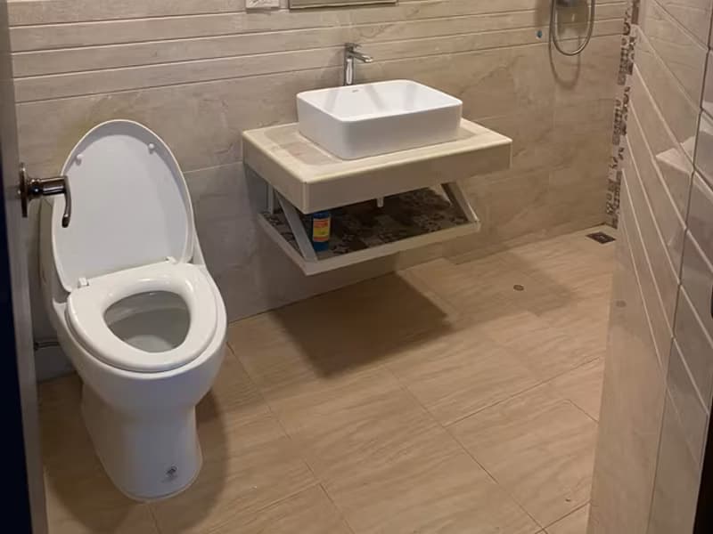 4 Bed - Townhouse FOR RENT in Thong Lor 