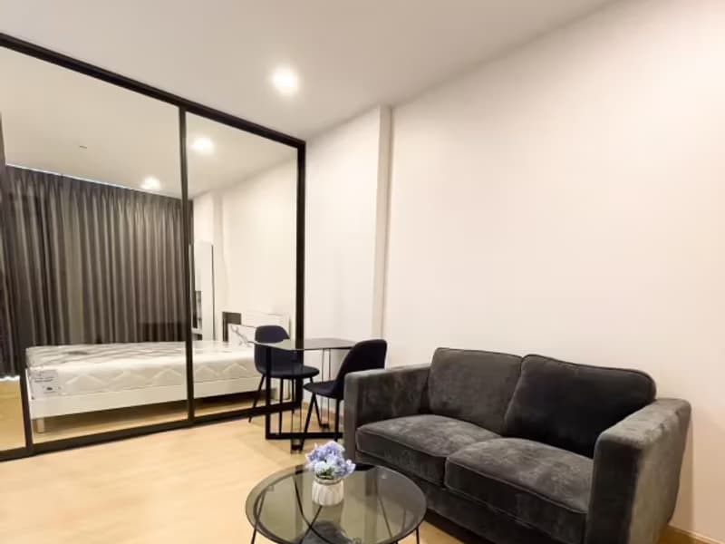 1 Bedroom Condo